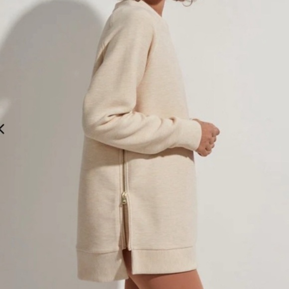 Varley Manning Sweatshirt - Picture 3 of 11